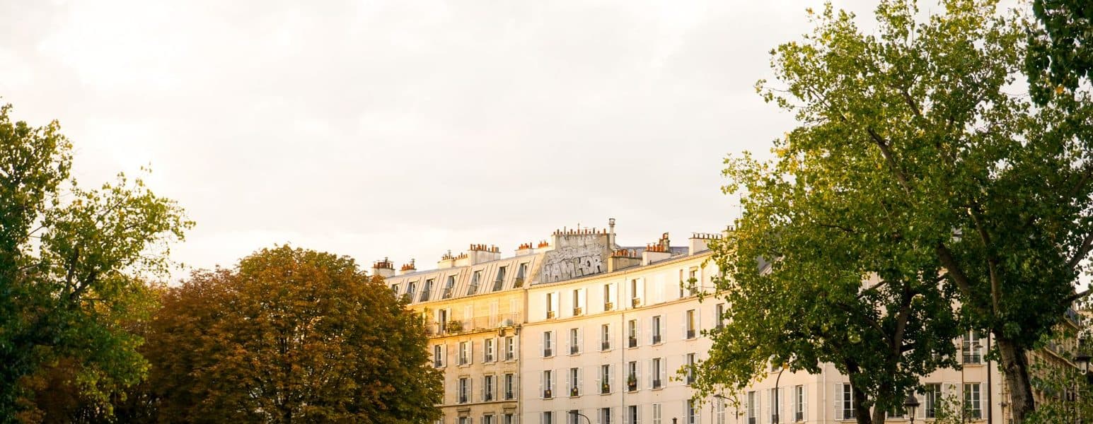 Les écluses et passerelles du canal Saint-Martin.